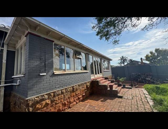 4 BEDROOM HOUSE FOR SALE IN KENSINGTON